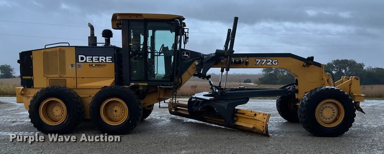 MOTOCONFORMADORA JOHN DEERE 772G 2010