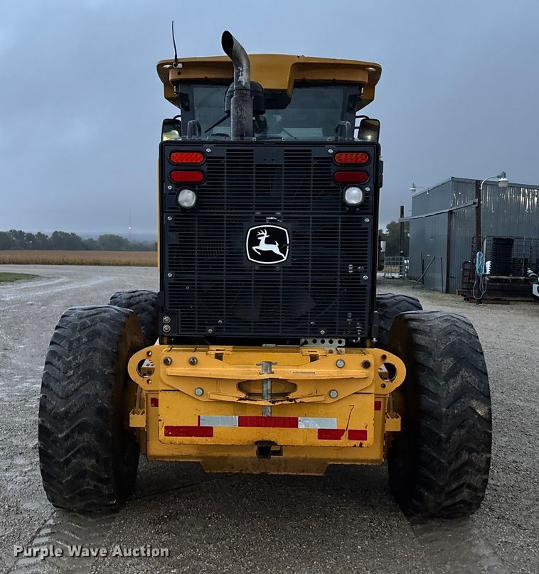 image for item EE4020 2010 John Deere 772G motor grader