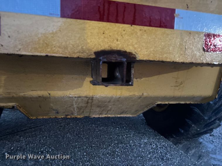 image for item EE4020 2010 John Deere 772G motor grader