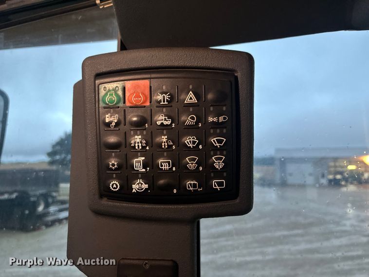 image for item EE4020 2010 John Deere 772G motor grader