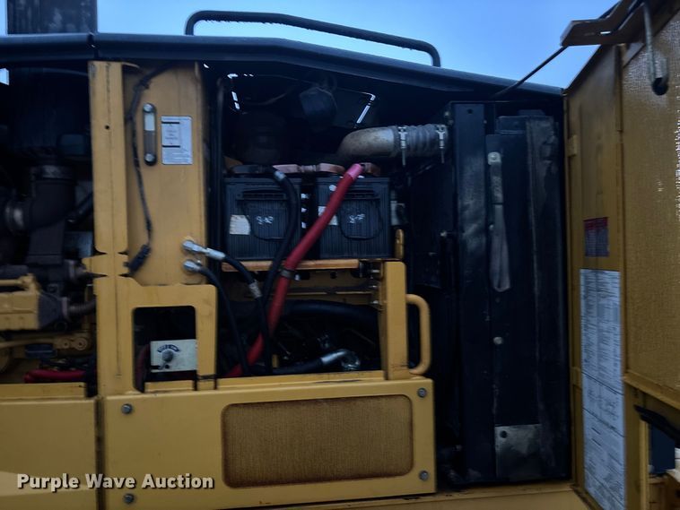 image for item EE4020 2010 John Deere 772G motor grader