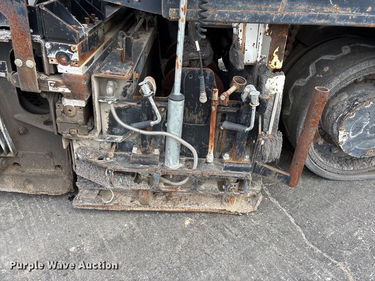 image for item EE4105 2014 RoadTec RP-175 paver