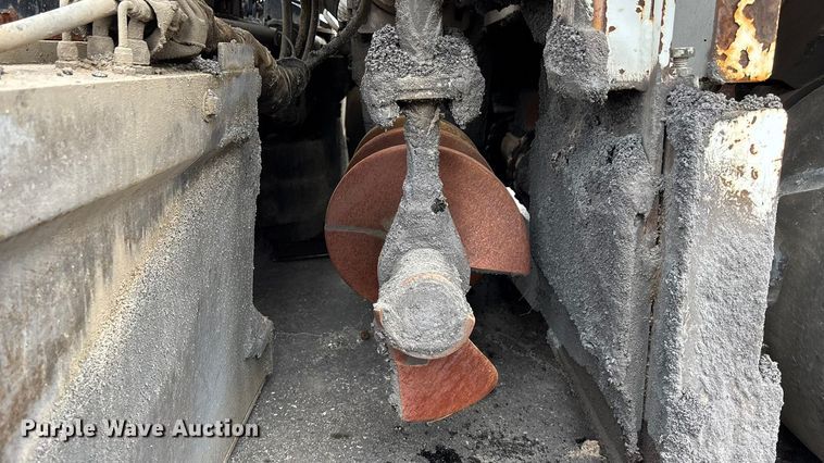 image for item EE4105 2014 RoadTec RP-175 paver