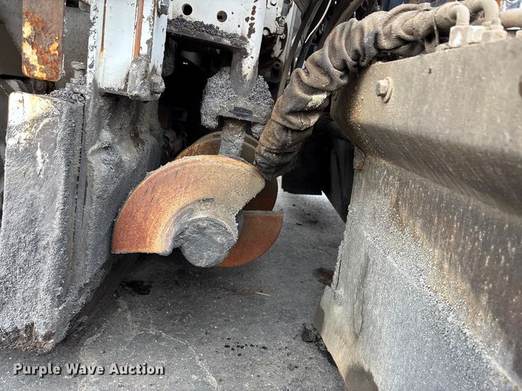 image for item EE4105 2014 RoadTec RP-175 paver