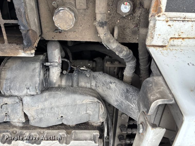 image for item EE4105 2014 RoadTec RP-175 paver