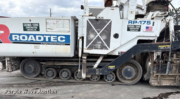 image for item EE4105 2014 RoadTec RP-175 paver