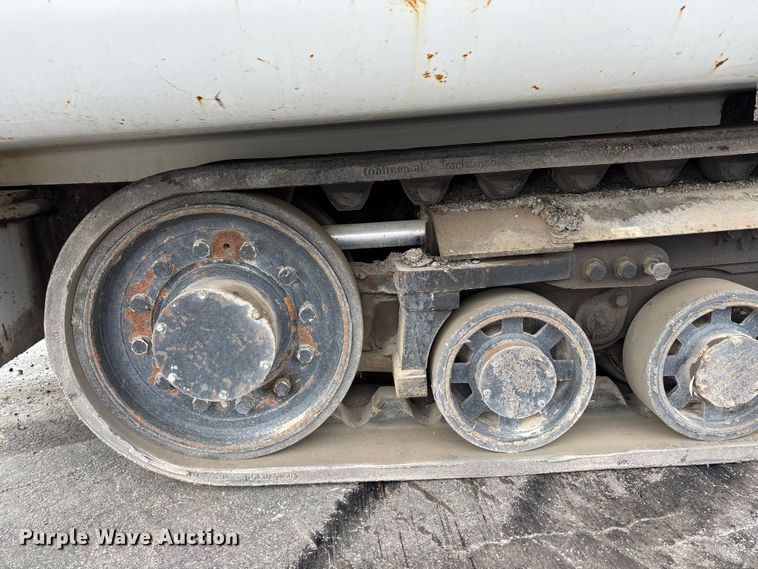 image for item EE4105 2014 RoadTec RP-175 paver