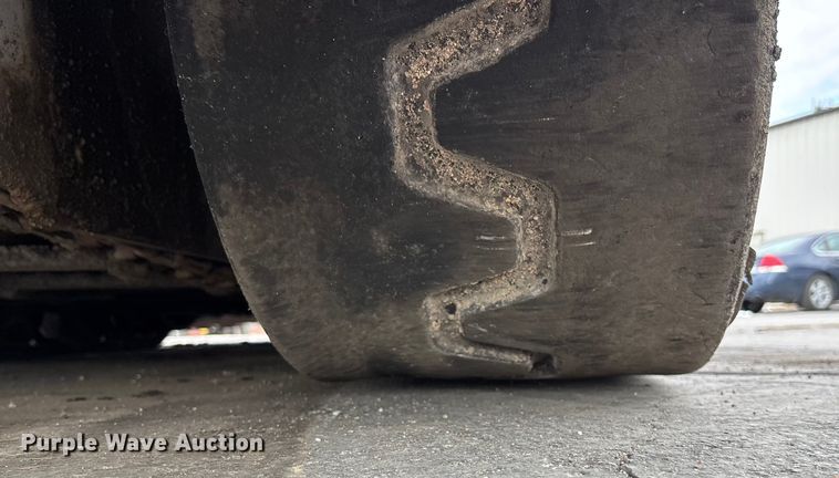 image for item EE4105 2014 RoadTec RP-175 paver