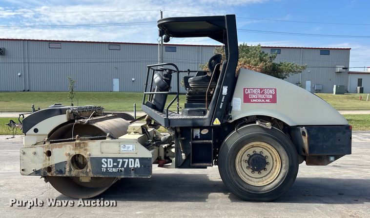 image for item EE4106 Ingersoll Rand SD-77DA TF single drum vibratory roller
