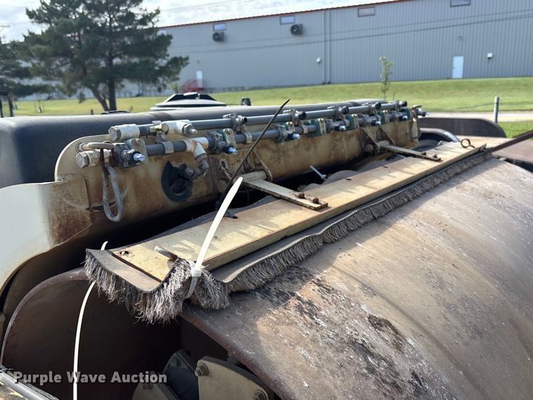 image for item EE4106 Ingersoll Rand SD-77DA TF single drum vibratory roller