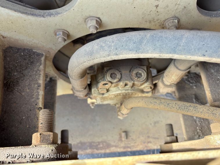 image for item EE4106 Ingersoll Rand SD-77DA TF single drum vibratory roller