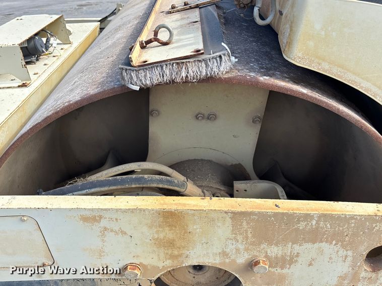 image for item EE4106 Ingersoll Rand SD-77DA TF single drum vibratory roller