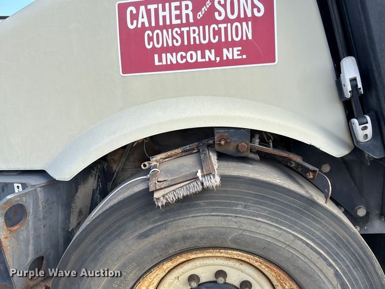 image for item EE4106 Ingersoll Rand SD-77DA TF single drum vibratory roller