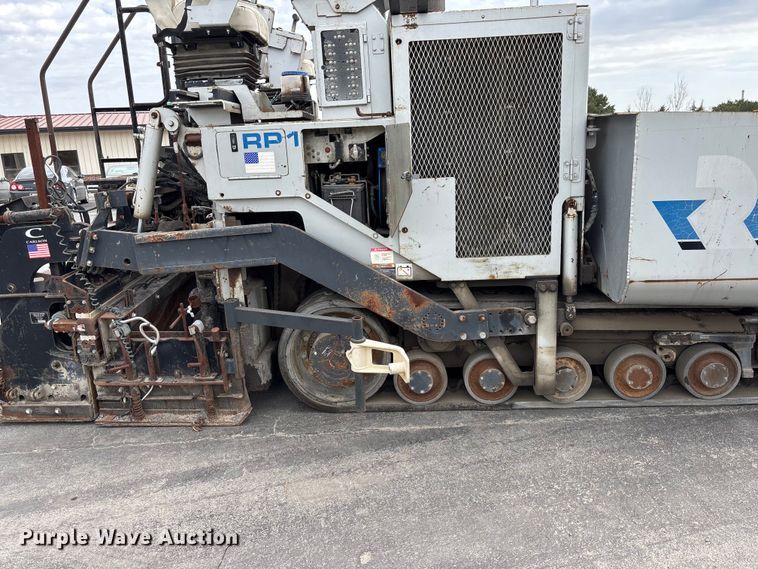 image for item EE4107 2009 RoadTec RP-175 paver