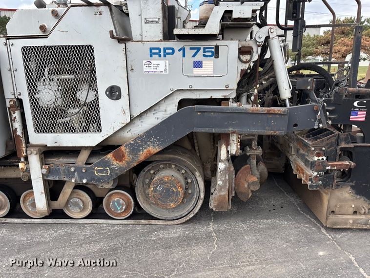 image for item EE4107 2009 RoadTec RP-175 paver