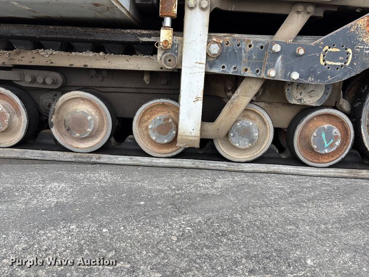 image for item EE4107 2009 RoadTec RP-175 paver