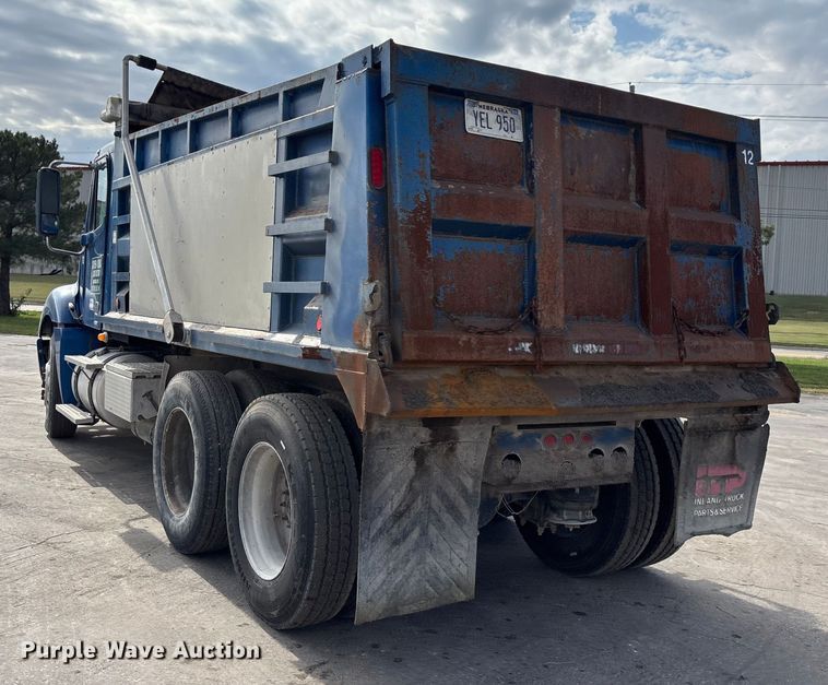 image for item EE4108 2007 Freightliner Columbia dump truck