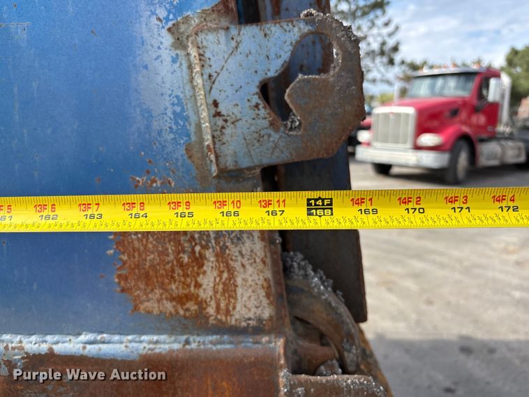 image for item EE4108 2007 Freightliner Columbia dump truck