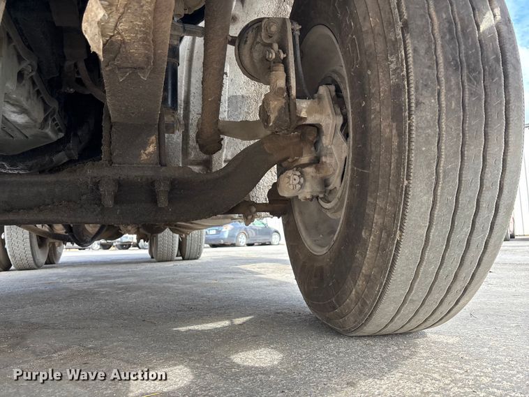 image for item EE4108 2007 Freightliner Columbia dump truck