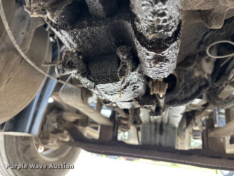 image for item EE4108 2007 Freightliner Columbia dump truck