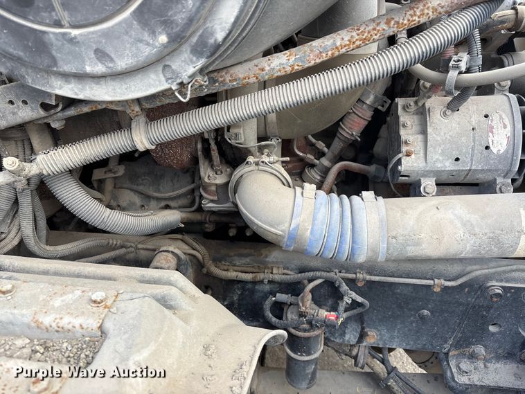 image for item EE4108 2007 Freightliner Columbia dump truck