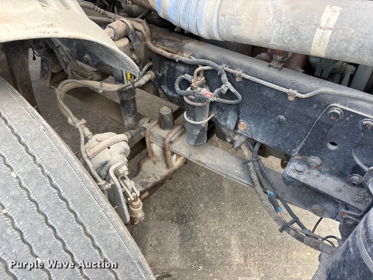 image for item EE4108 2007 Freightliner Columbia dump truck