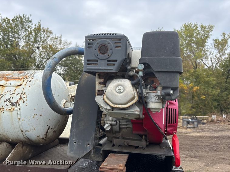 image for item EE4116 2001 Ford F550 utility / service truck