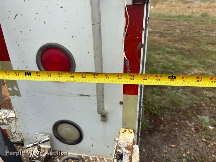 image for item EE4116 2001 Ford F550 utility / service truck