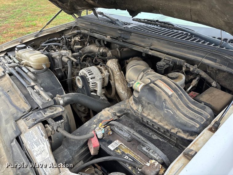 image for item EE4116 2001 Ford F550 utility / service truck