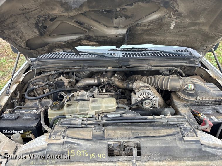 image for item EE4116 2001 Ford F550 utility / service truck