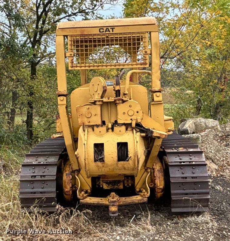 image for item EE4119 Caterpillar D6 dozer
