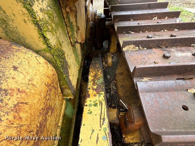 image for item EE4119 Caterpillar D6 dozer