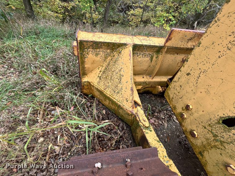 image for item EE4119 Caterpillar D6 dozer