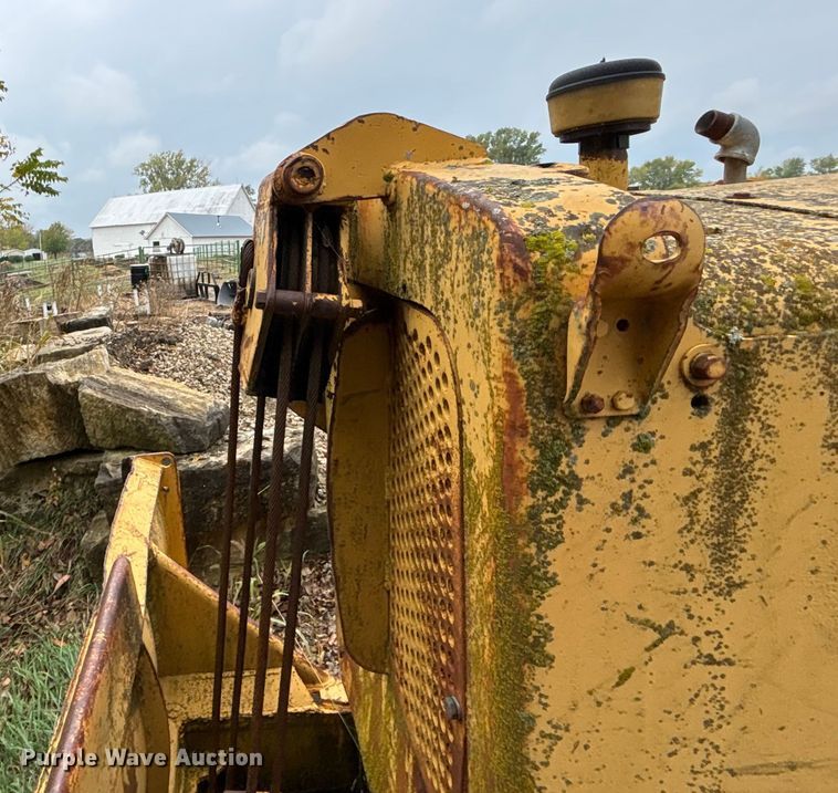 image for item EE4119 Caterpillar D6 dozer