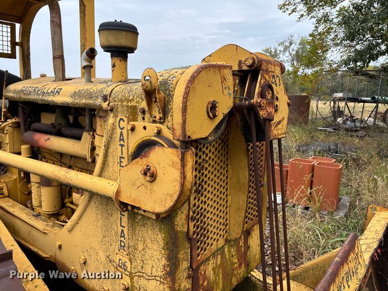 image for item EE4119 Caterpillar D6 dozer