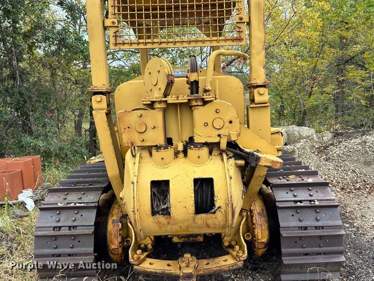 image for item EE4119 Caterpillar D6 dozer