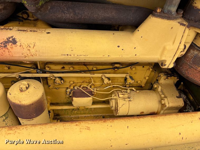 image for item EE4119 Caterpillar D6 dozer