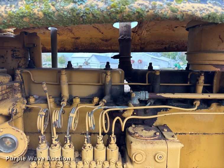 image for item EE4119 Caterpillar D6 dozer