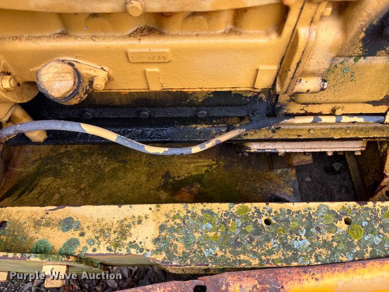 image for item EE4119 Caterpillar D6 dozer