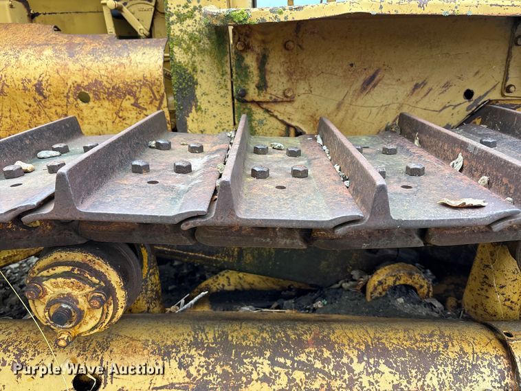 image for item EE4119 Caterpillar D6 dozer