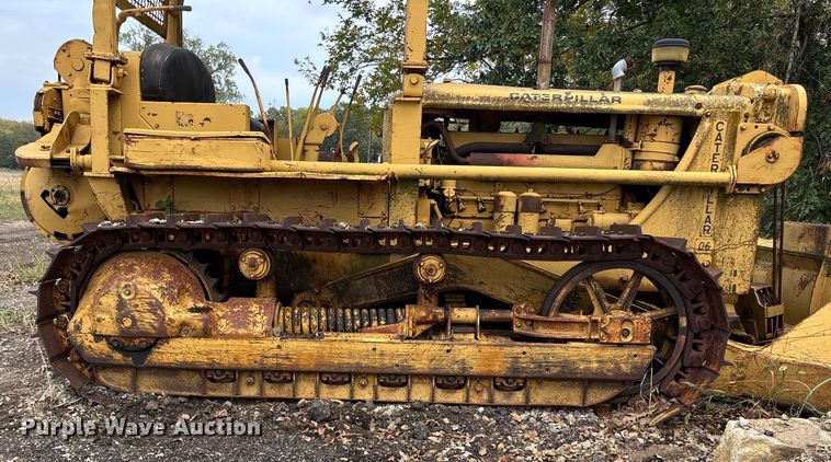 image for item EE4119 Caterpillar D6 dozer