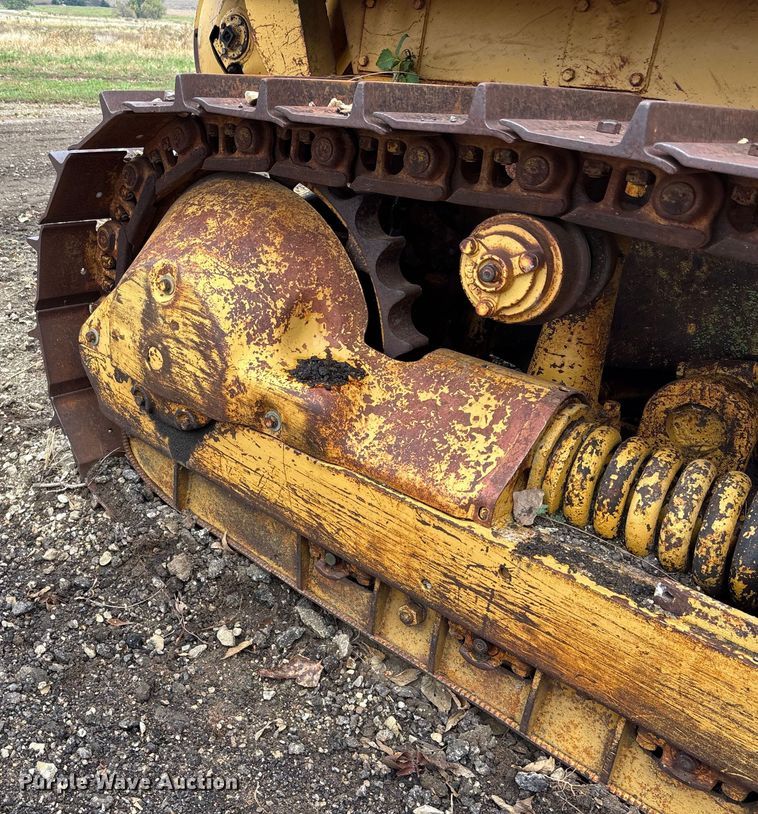 image for item EE4119 Caterpillar D6 dozer