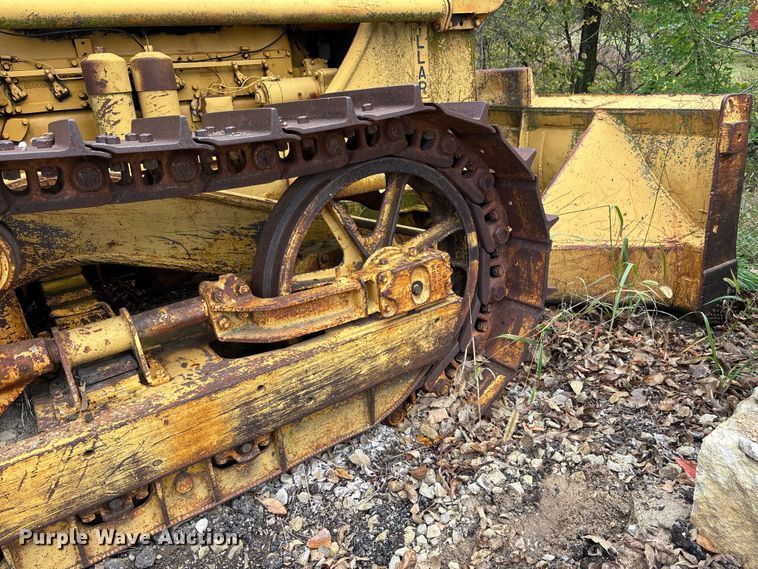 image for item EE4119 Caterpillar D6 dozer