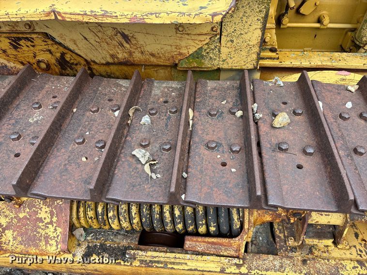 image for item EE4119 Caterpillar D6 dozer