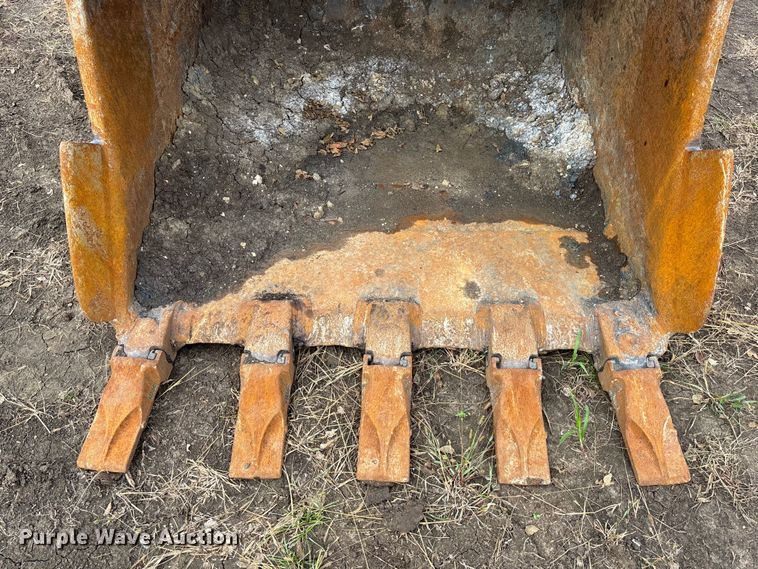 image for item EE4122 2001 Komatsu PC600 LC-6K excavator