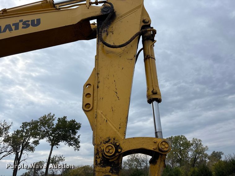 image for item EE4122 2001 Komatsu PC600 LC-6K excavator