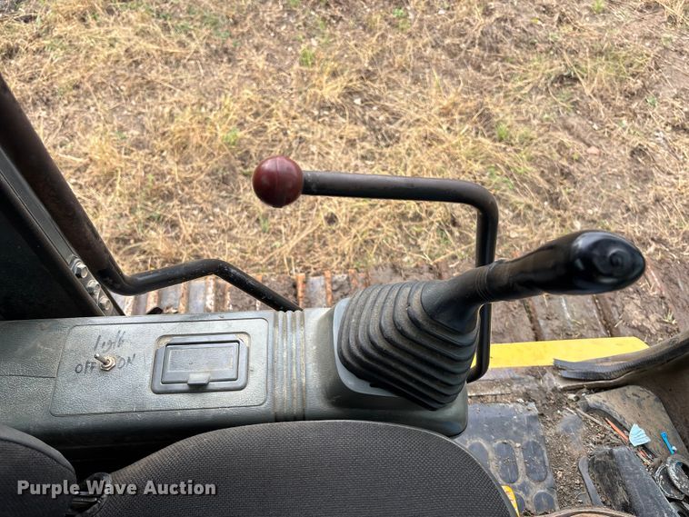 image for item EE4122 2001 Komatsu PC600 LC-6K excavator