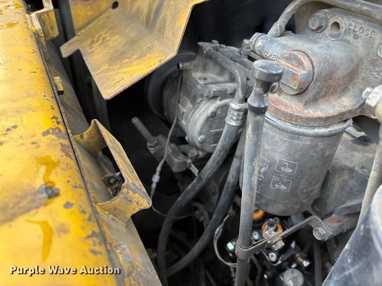 image for item EE4122 2001 Komatsu PC600 LC-6K excavator