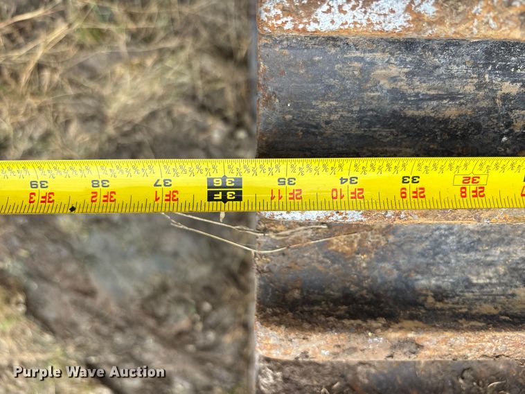 image for item EE4122 2001 Komatsu PC600 LC-6K excavator