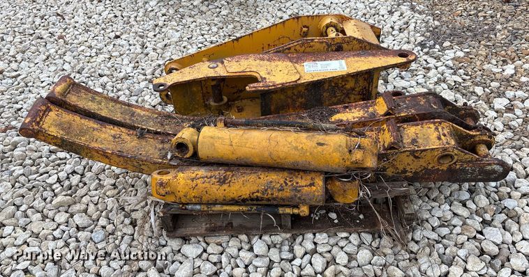 image for item EE4123 Lumber forks